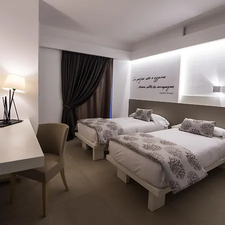 Hotel Malucri 4*