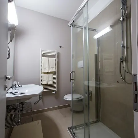 Hotel Malucri 4*