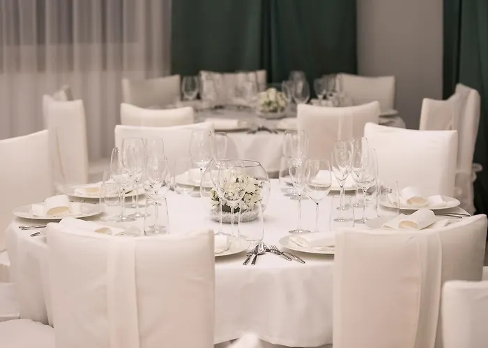 ホテル Malucri 4*